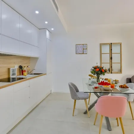 France 82 Tp -1 Min From The Sea - Terrace - Parking Apartment *